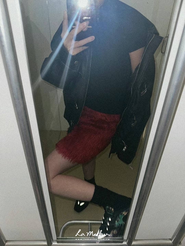 長毛側拉鍊短裙